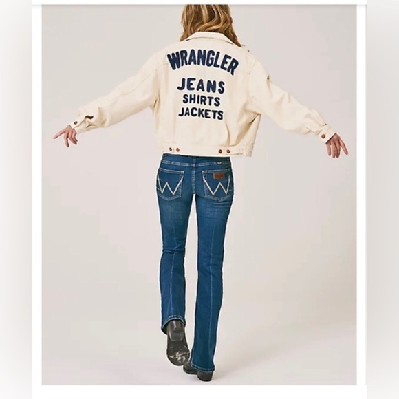 Wrangler mae‎ mid-rise Vivianna retro boot cut jeans size 3/4x36 new - Picture 1 of 11